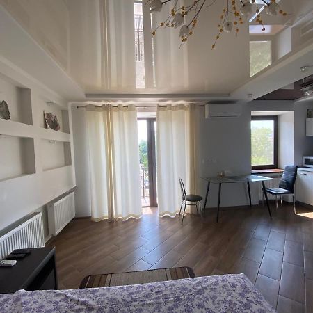 1-Room Studio Center Τσερκάσι Εξωτερικό φωτογραφία
