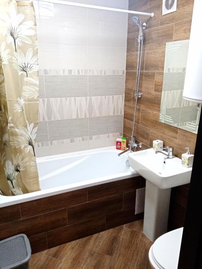 1-Room Studio Center Τσερκάσι Εξωτερικό φωτογραφία